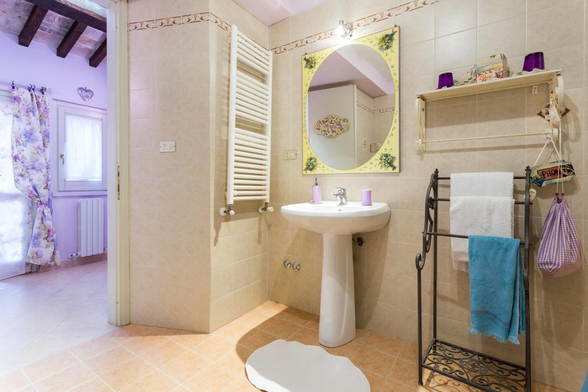 Bed And Breakfast Sognando Te Assisi Exterior foto